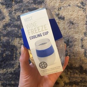 NWOT freezable wine glass